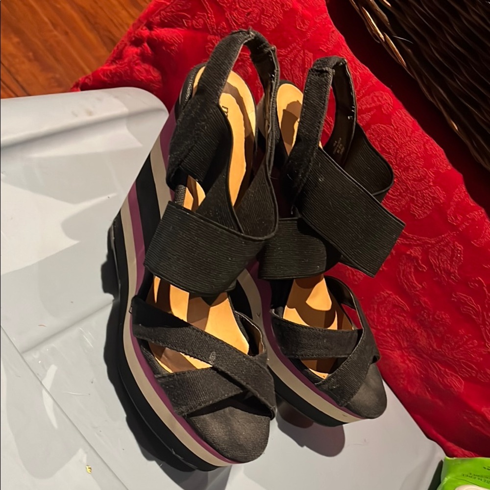 Women's Black Strappy Sandals